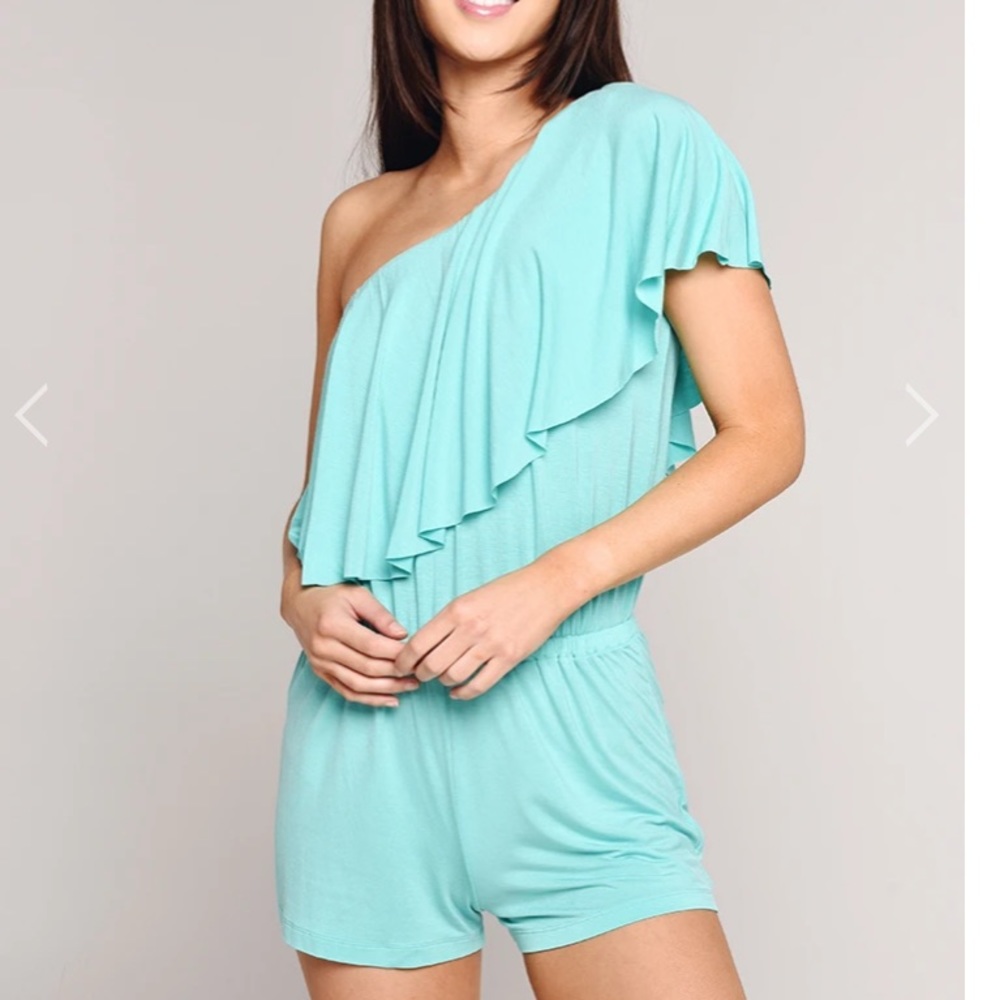 Trina Turk One Shoulder Romper S L